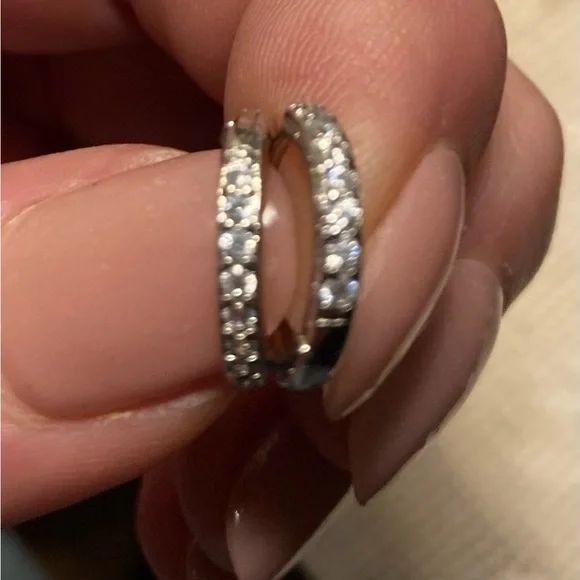Beautiful vintage 925 silver diamond accent Huggies hoop earrings - Picture 1 of 6